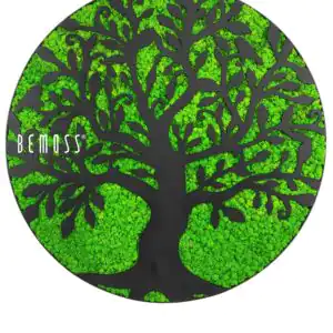 zelený strom s nápisom bemusss napísaným bielym písmom na čiernom pozadí s bielym pozadím, environmentálne umenie , machovy obraz, stabilizovany mach, machová stena, machová dekorácia