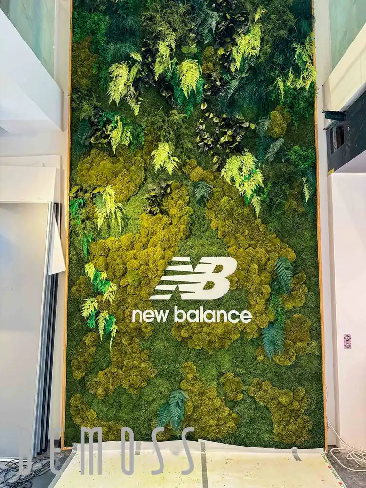 Machová stena pre New Balance v Berlíne